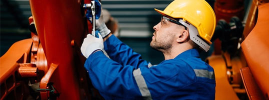 hydrobar-professional-worker-maintenance-machine-robotic-arms-industrial-machinery-technician-working-thumbnail