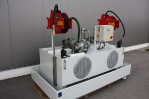 Hydraulikaggregat-Befuellung